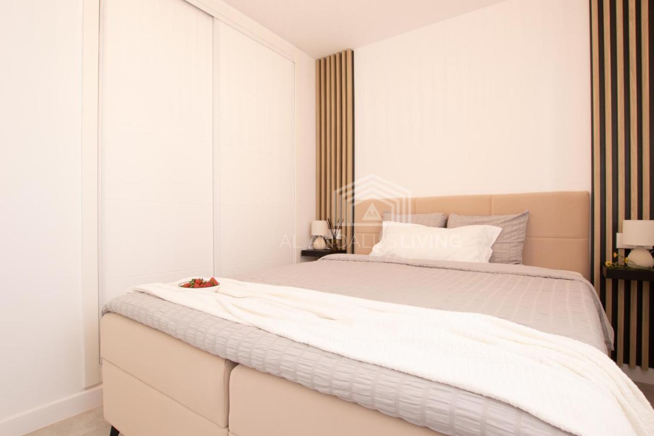 Panoramic Sea Views And Direct Access To The Beach From The Community In Torrenueva Malaga Ngoại thất bức ảnh